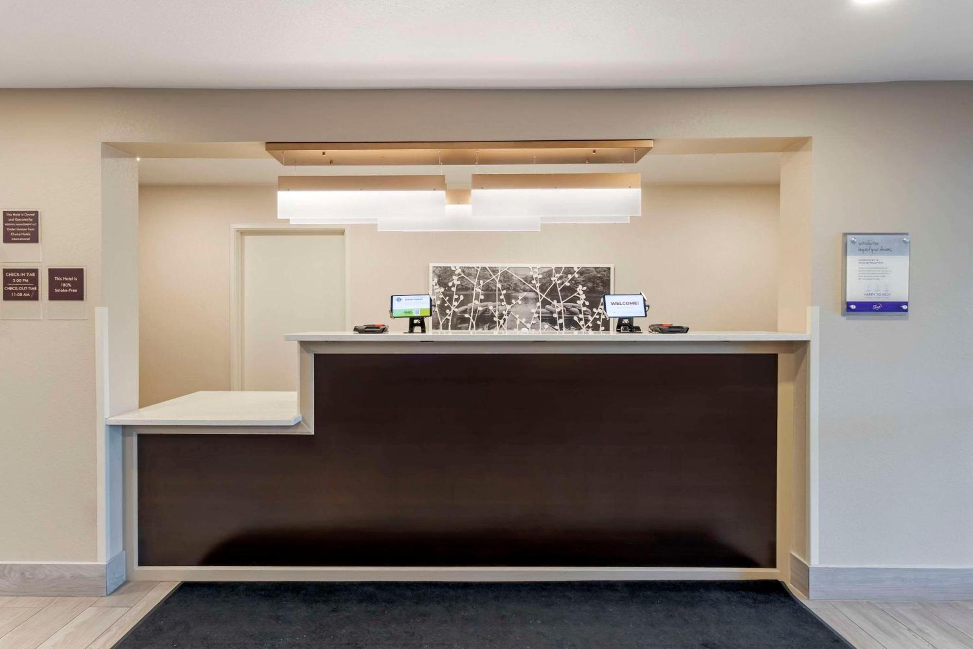 Lake Delton Sleep Inn & Suites מראה חיצוני תמונה